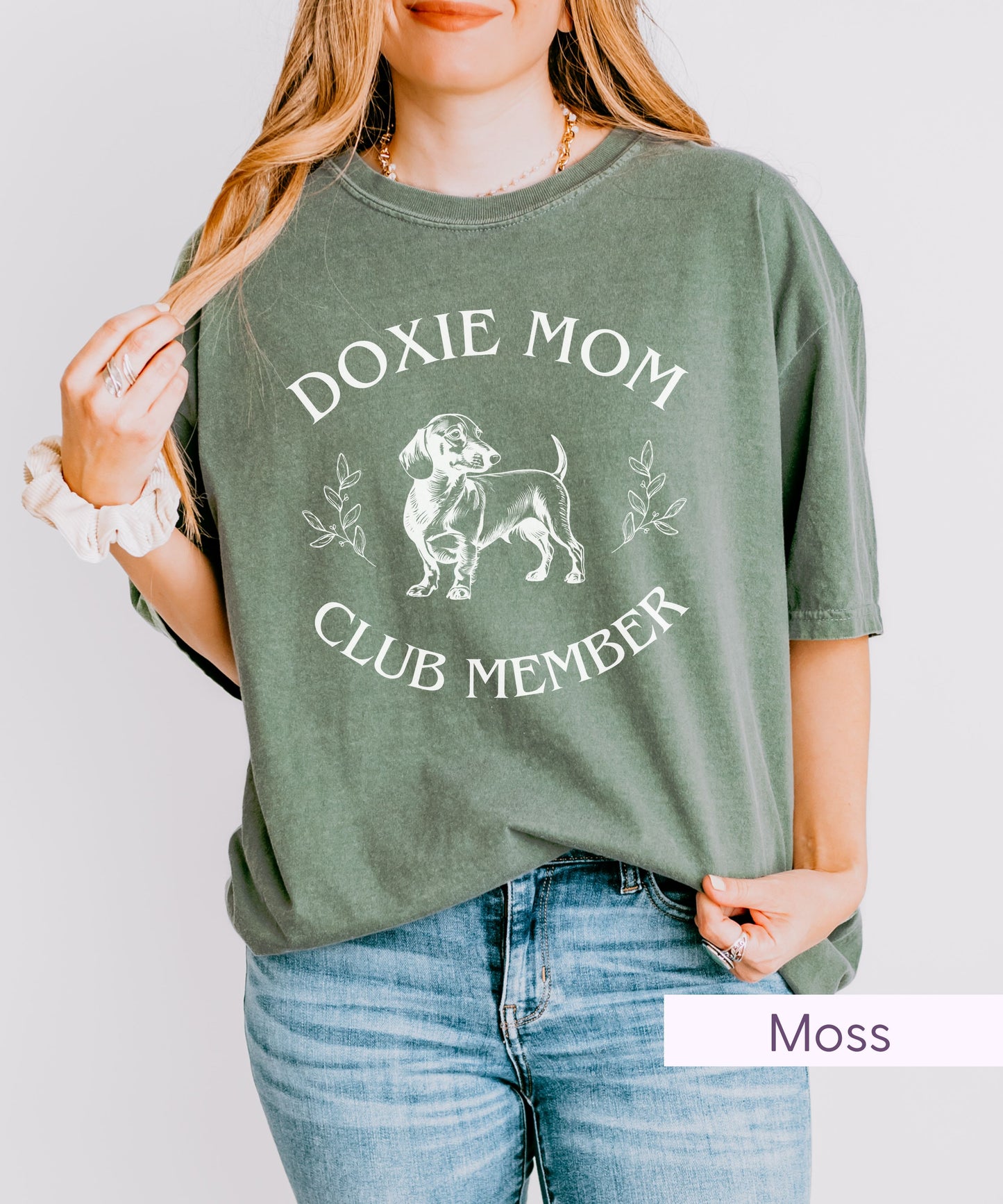 Cute Doxie Mom Club Member Tshirt for Dachshund Dog Lover